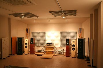  (HIFI Club automated interior)