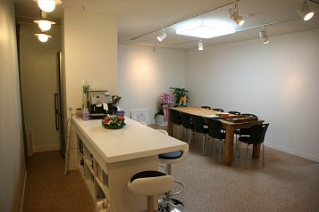  (HIFI Club automated interior)