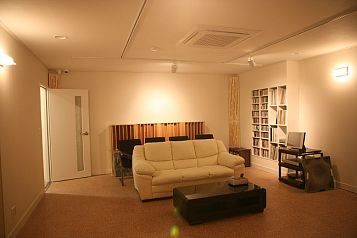  (HIFI Club automated interior)